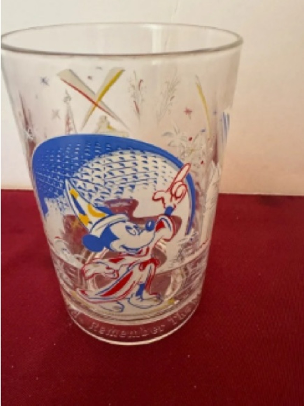 Blue and Red Cartoon Mouse Decorative Glass Tumbler